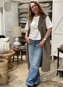 Cira villakangasliivi, fallen rock