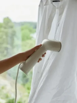 Cirrus 3 Iron vaatehöyrytin, sand