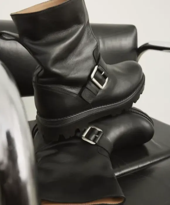 Flattered - Anine saappaat nahkaa, musta