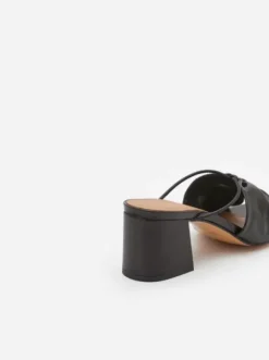 Flattered - Olivia pistokkaat, musta