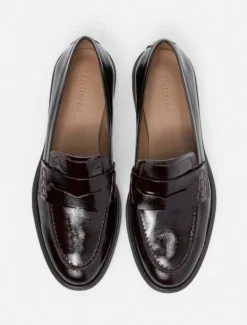 Flattered - Sara nahkaloaferit, patent burgundi