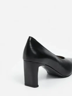 Flattered - Tove korkokengät nahkaa, musta