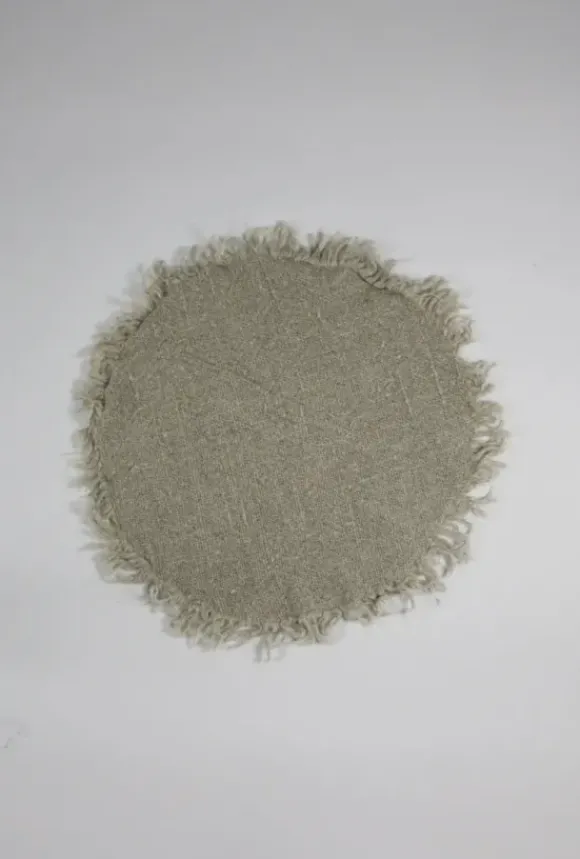 Fransie pellavatabletti hapsuilla