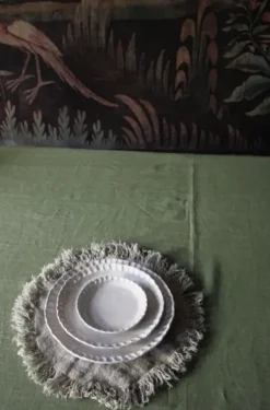 Fransie pellavatabletti hapsuilla