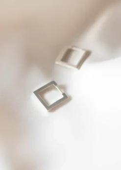 Gauhar - korvakorut, neliö hopea