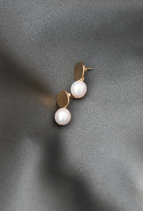 Gauhar - Pearl Drop Earrings, gold