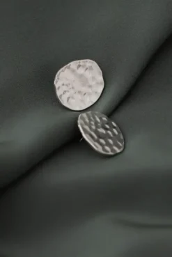 Gauhar - sculptural korvakorut, hopea