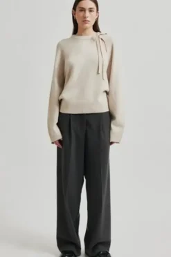 Joline Knit O-Neck, pumice stone