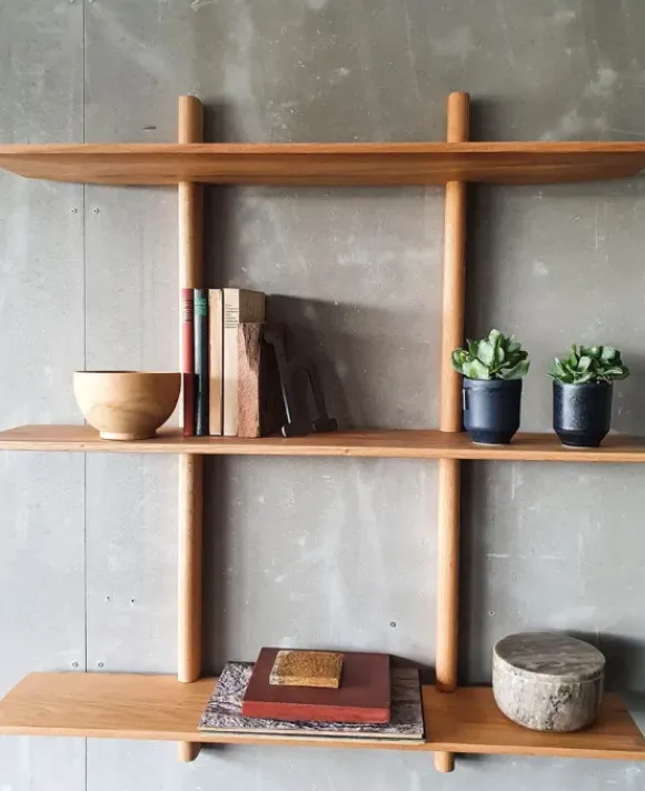 Muubs - seinähyllykkö, öljytty tammi