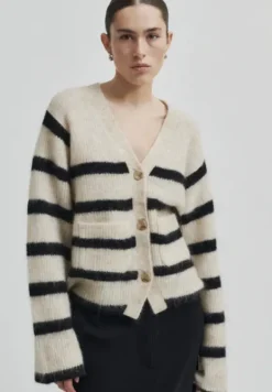 Ovalis neuletakki, brazilian sand