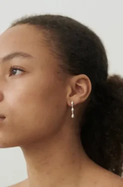 Pernille Corydon - Rain korvakorut, kulta