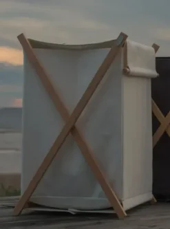 Pesuliisu - pyykkikori kankaalla