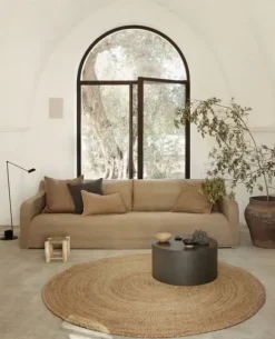 Pyöreä juuttimatto