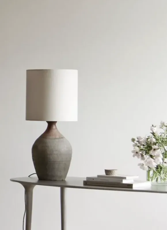 Pöytävalaisin antiikkipullossa, ruskea