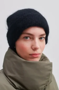 Second Female - Brookline pipo, black