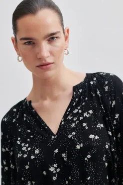 Second Female - Emote tunikamekko, black