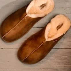 Shepherd of Sweden - Hugo tohvelit miehille, antique