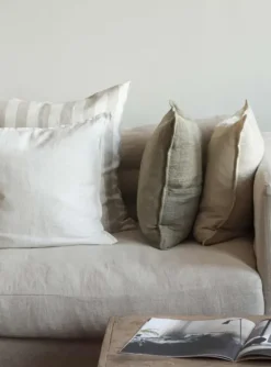 Tell Me More - Holte tyynynpäällinen 60x60, sand