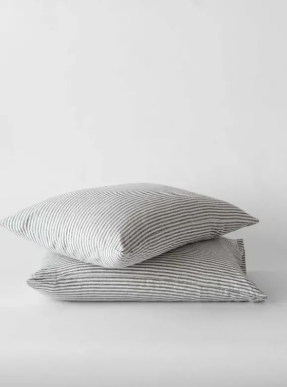 Tell Me More - pellavaiset raitatyynynpäälliset (2kpl), grey/white 50x70