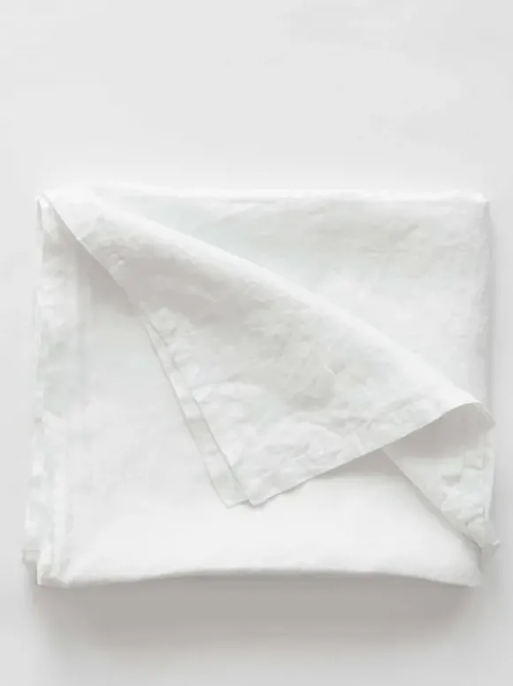 Tell Me More - pellavapöytäliina 160x330, valkoinen