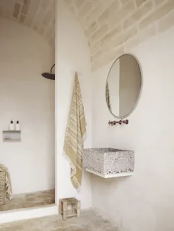 Tine K Home – pyykkikori kannella