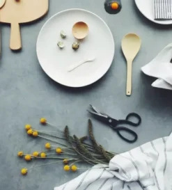 Tine K Home – riisikauha appelsiinipuusta