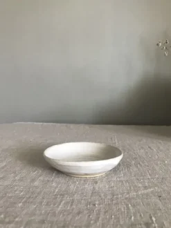 Tuias - Keraaminen soija-/dippikuppi, valkoinen