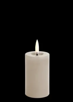 Uyuni - LED pöytäkynttilä 7,5 cm Ø5 cm, sand