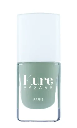 Viimeistele lookisi kauniilla Kure Bazaar kynsilakan sävyillä!