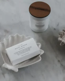 White Bloom palasaippua 120g